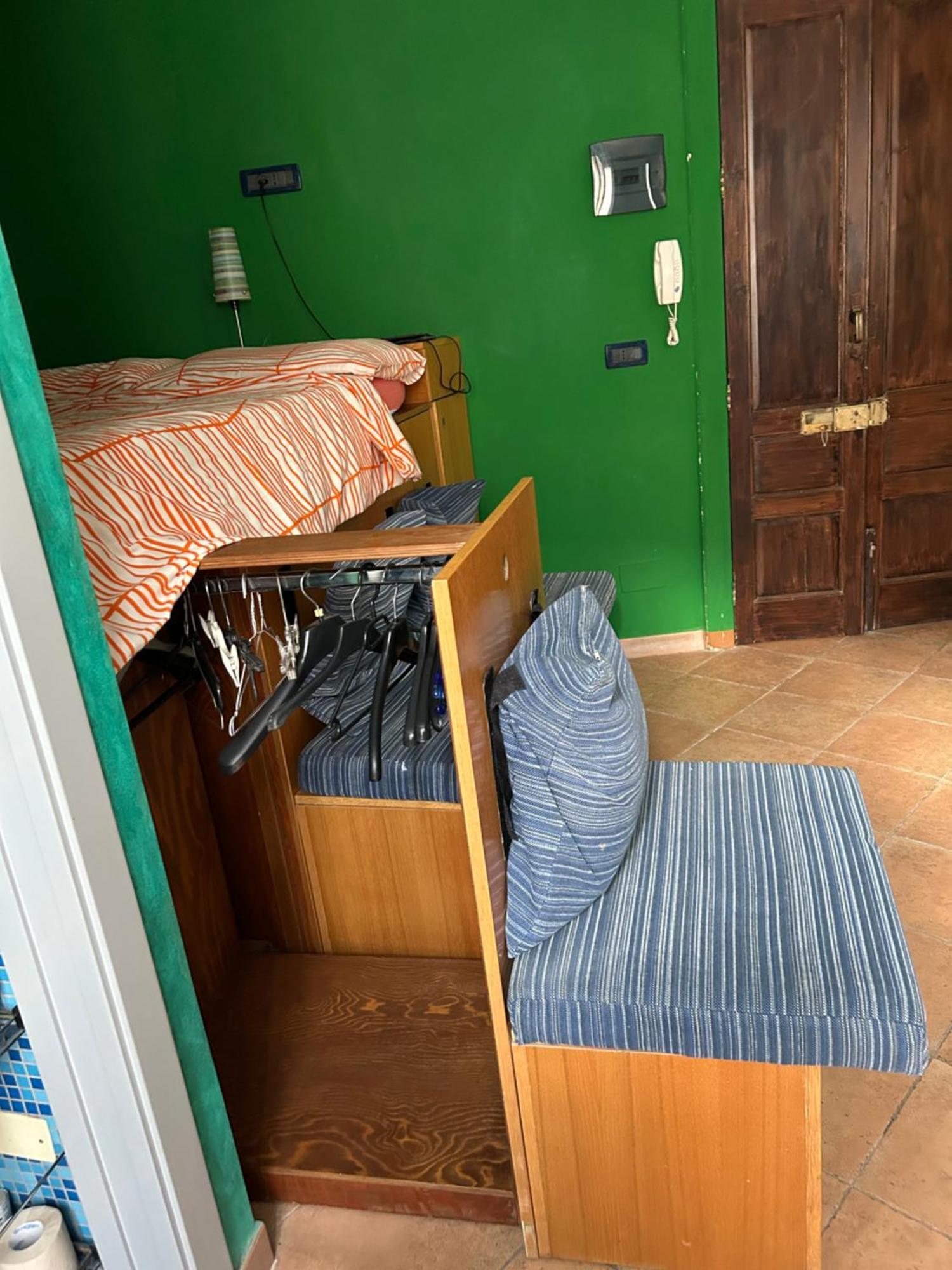 B&B L'Angolo Sulla Piazza Mirabella Imbaccari Exteriör bild