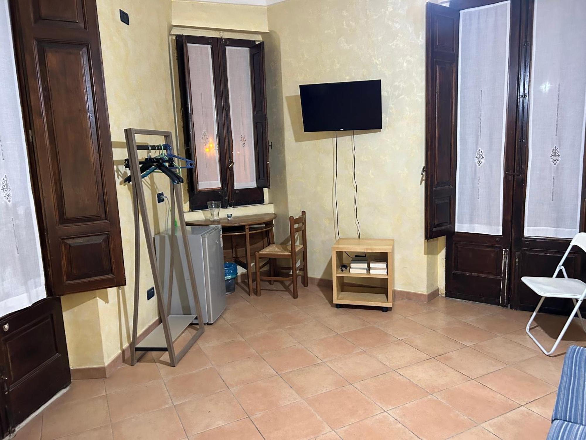 B&B L'Angolo Sulla Piazza Mirabella Imbaccari Exteriör bild